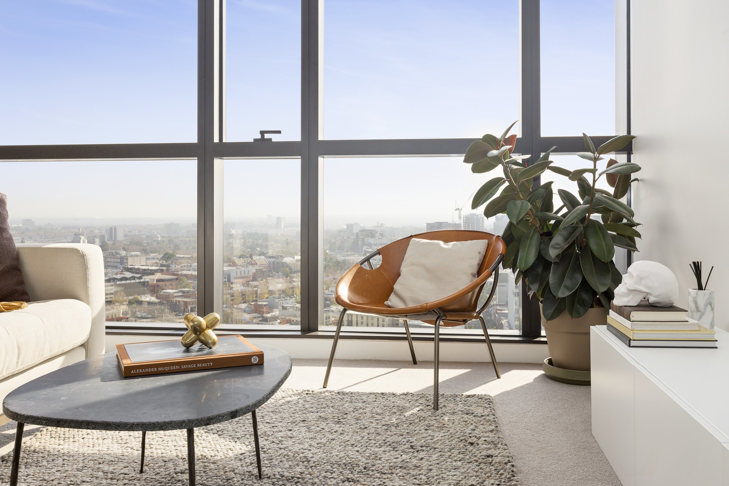 Fulton Lane Luxuria Apartments