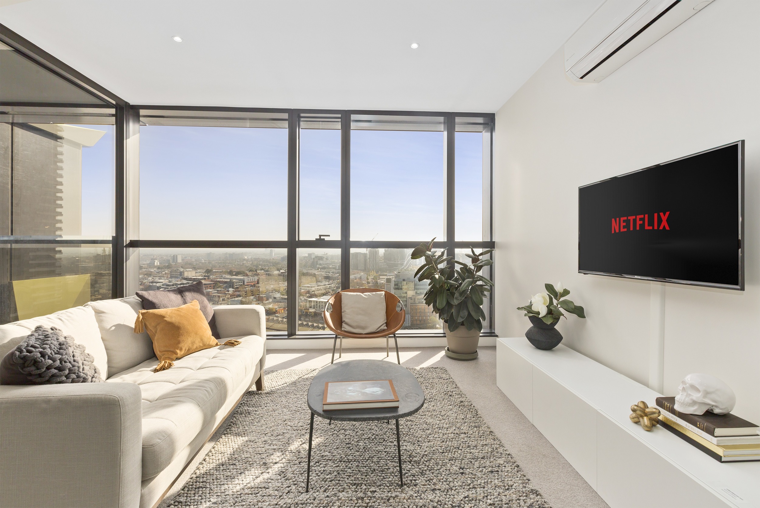 Fulton Lane Luxuria Apartments